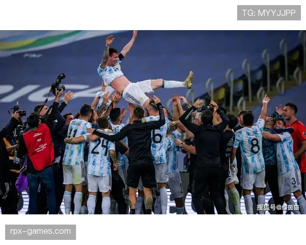 拉科鲁尼亚控球能力亮眼,捧杯表现引关注,球队持续提升值得期待 拉科鲁尼亚控球能力亮眼,捧杯表现引关注,球队持续提升值得期待