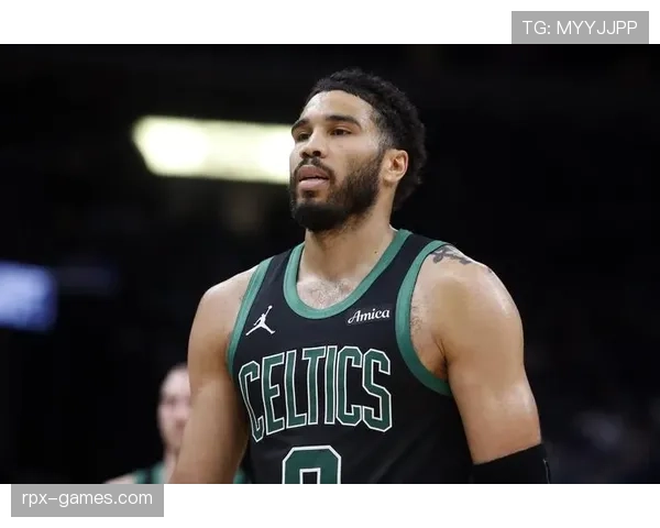 怀特挡拆为塔图姆拉开空间助攻效率较上季提升